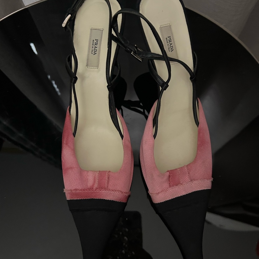 Prada Women's Black and Pink Heels